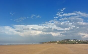 Playa de Oyambre