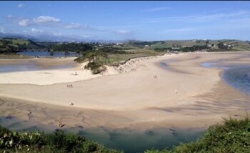 Playa de Oyambre