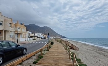 Paseo De Las Sirenas Vistas Bahia Almeria