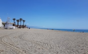 Playa LUZ SERENA (alquiler hamacas)