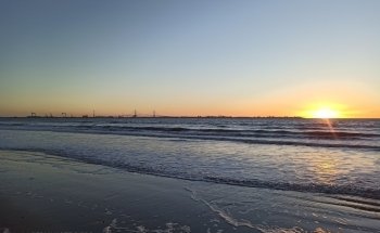Playa De Valdelagrana