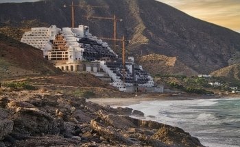 Playa del Algarrobico