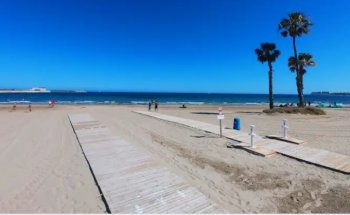 Playa de Los Naufragos