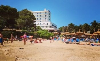 Cala'n Blanes
