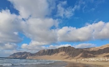 Famara