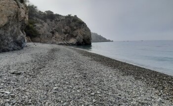 Playa Nudista de Cantarriján